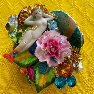 Wendy Gell Vintage Wristie Unique Bracelet Neiman Marcus $700